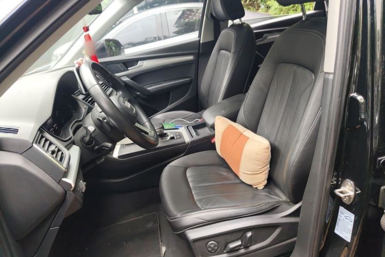 Used Audi Q5L 2020 Updated 40 TFSI Prestige Fashion Edition Left Front Seat