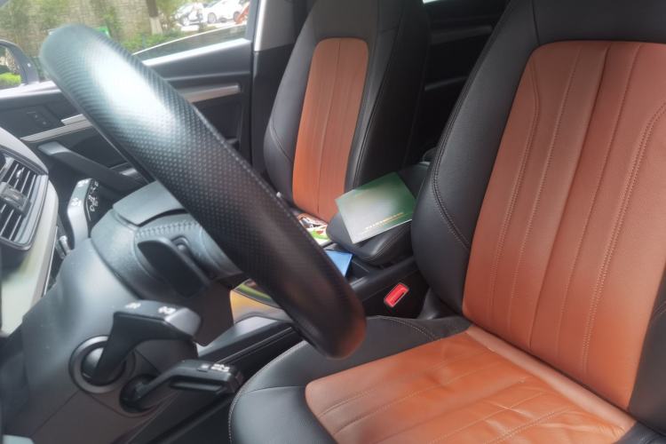 Used Audi Q5L 2020 Updated 40 TFSI Prestige Fashion Edition Left Front Seat