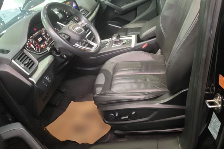 Used Audi Q5L 2020 Updated 40 TFSI Prestige Fashion Edition Left Front Seat