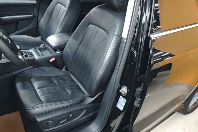 Used Audi Q5L 2020 Updated 40 TFSI Prestige Fashion Edition Left Front Seat