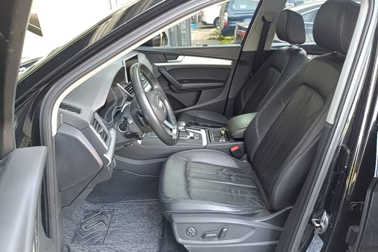 Used Audi Q5L 2020 Updated 40 TFSI Prestige Fashion Edition Left Front Seat