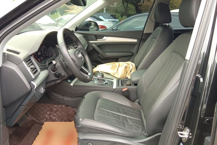 Used Audi Q5L 2020 Updated 40 TFSI Prestige Fashion Edition Left Front Seat
