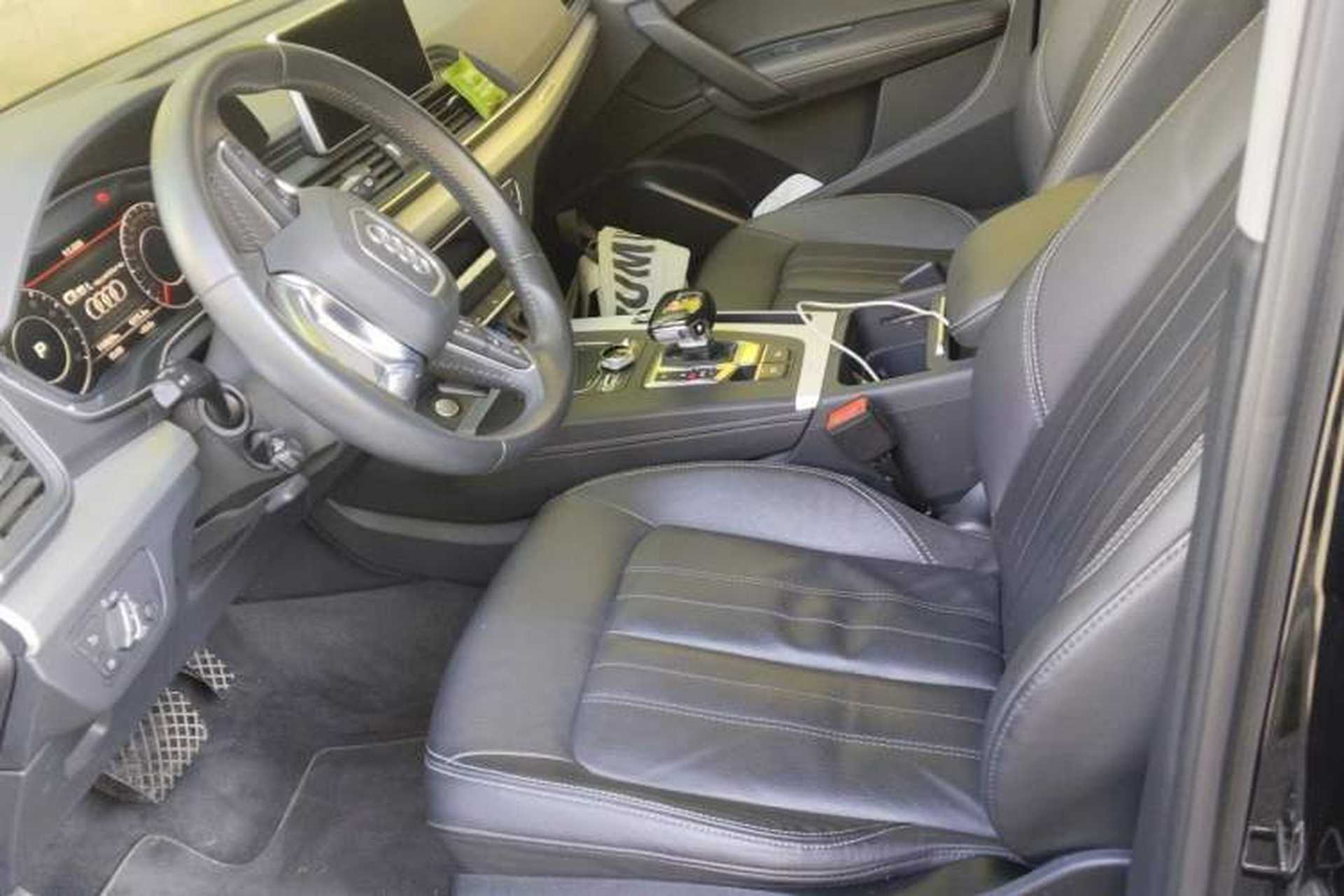 Used Audi Q5L 2020 Updated 40 TFSI Prestige Fashion Edition Left Front Seat