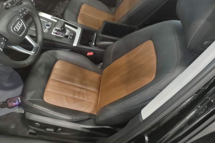 Used Audi Q5L 2020 Updated 40 TFSI Prestige Fashion Edition Left Front Seat