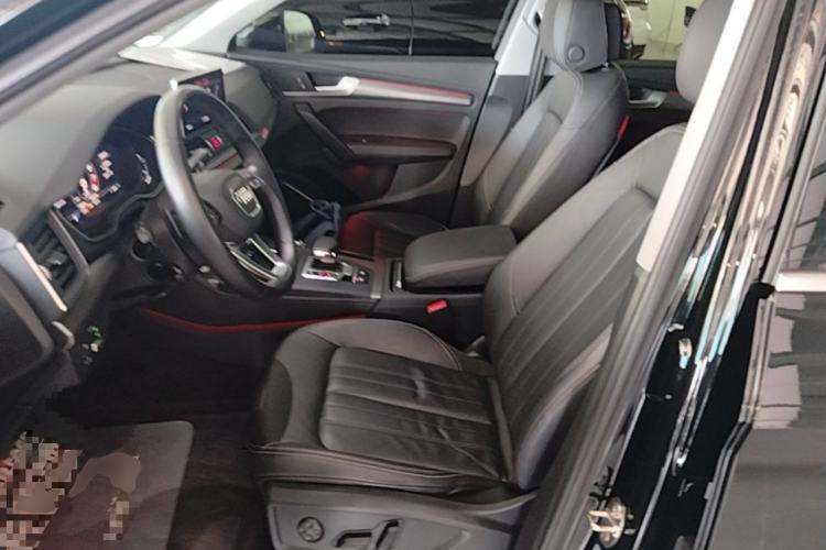 Used Audi Q5L 2020 Updated 40 TFSI Prestige Fashion Edition Left Front Seat