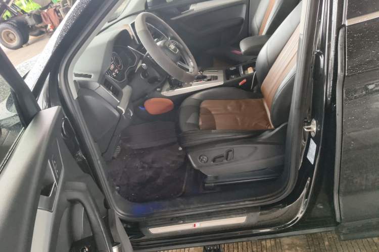 Used Audi Q5L 2020 Updated 40 TFSI Prestige Fashion Edition Left Front Seat