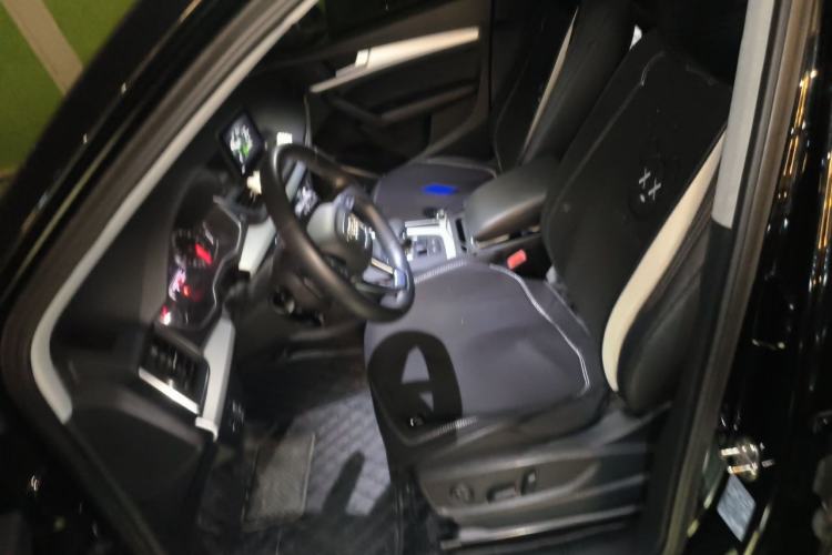 Used Audi Q5L 2020 40 TFSI Prestige Edition Left Front Seat