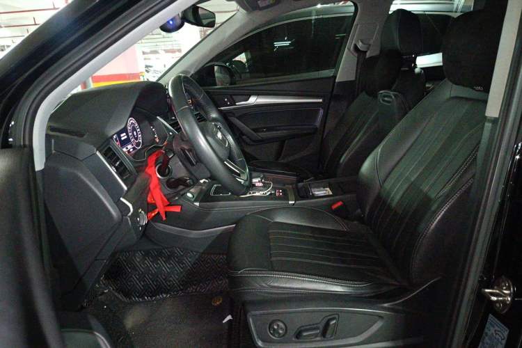 Used Audi Q5L 2020 45 TFSI Prestige Fashion Model Left Front Seat