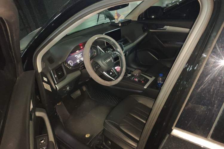 Used Audi Q5L 2020 Updated 40 TFSI Prestige Fashion Edition Left Front Seat