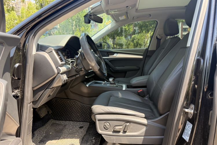 Used Audi Q5L 2020 Updated 40 TFSI Prestige Fashion Edition Left Front Seat