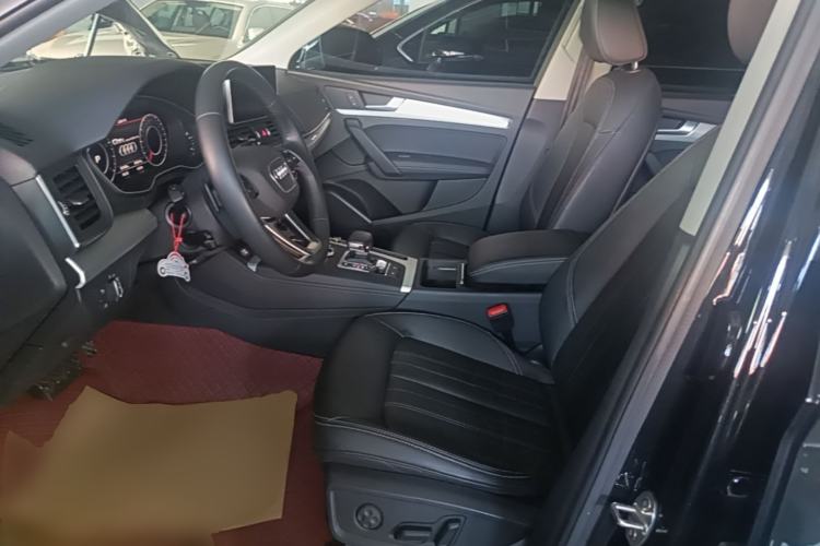 Used Audi Q5L 2020 Updated 40 TFSI Prestige Fashion Edition Left Front Seat