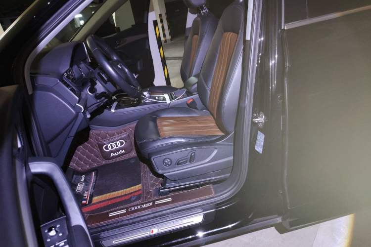 Used Audi Q5L 2020 Updated 40 TFSI Prestige Fashion Edition Left Front Seat