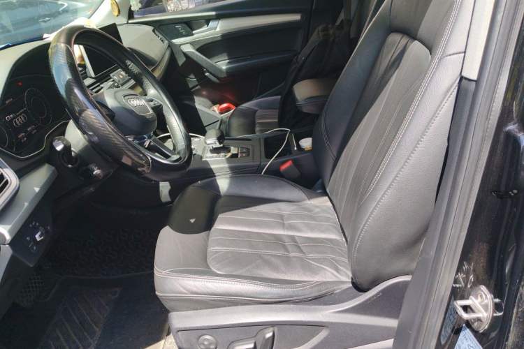 Used Audi Q5L 2020 Updated 40 TFSI Prestige Fashion Edition Left Front Seat
