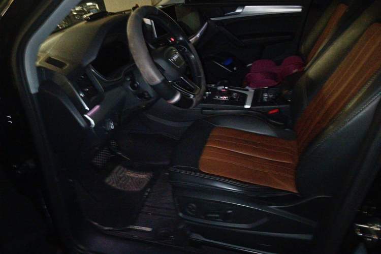 Used Audi Q5L 2020 Updated 40 TFSI Prestige Fashion Edition Left Front Seat
