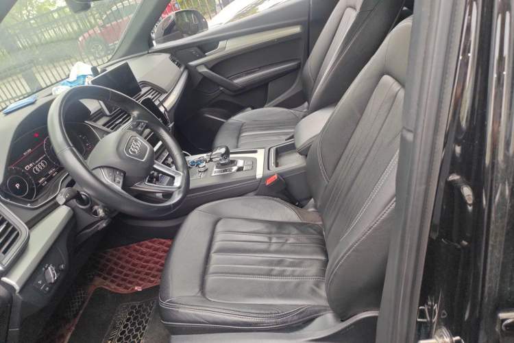Used Audi Q5L 2020 Updated 40 TFSI Prestige Fashion Edition Left Front Seat