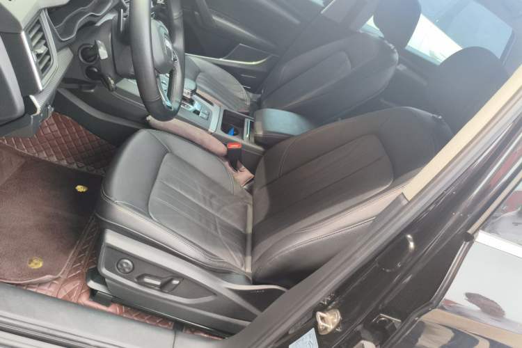 Used Audi Q5L 2020 45 TFSI Prestige Fashion Model Left Front Seat
