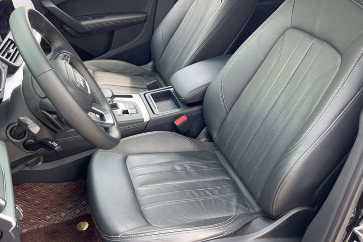Used Audi Q5L 2020 Updated 40 TFSI Prestige Fashion Edition Left Front Seat