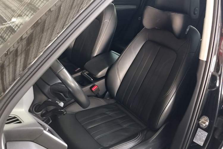 Used Audi Q5L 2020 Updated 40 TFSI Prestige Fashion Edition Left Front Seat