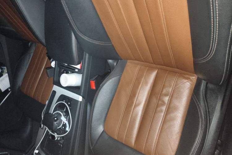 Used Audi Q5L 2020 Updated 40 TFSI Prestige Fashion Edition Left Front Seat