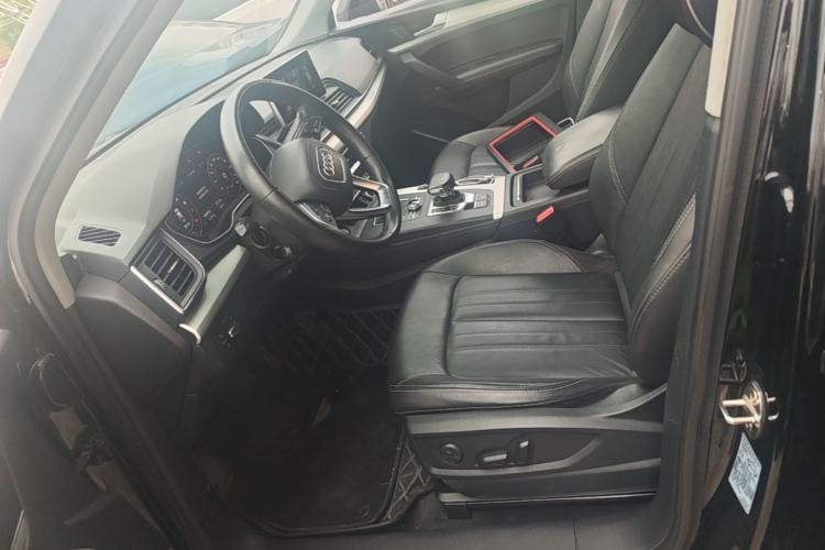Used Audi Q5L 2020 Updated 40 TFSI Prestige Fashion Edition Left Front Seat