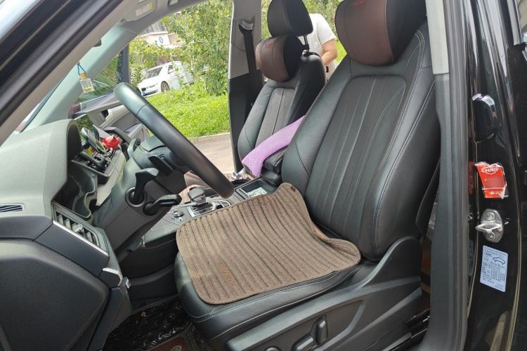 Used Audi Q5L 2020 Updated 40 TFSI Prestige Fashion Edition Left Front Seat