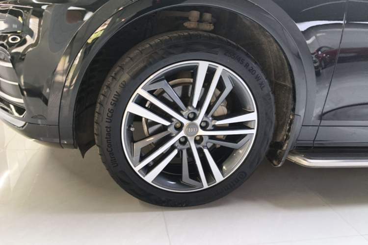 Used Audi Q5L 2020 Updated 40 TFSI Prestige Fashion Edition Left Front Wheel Hub