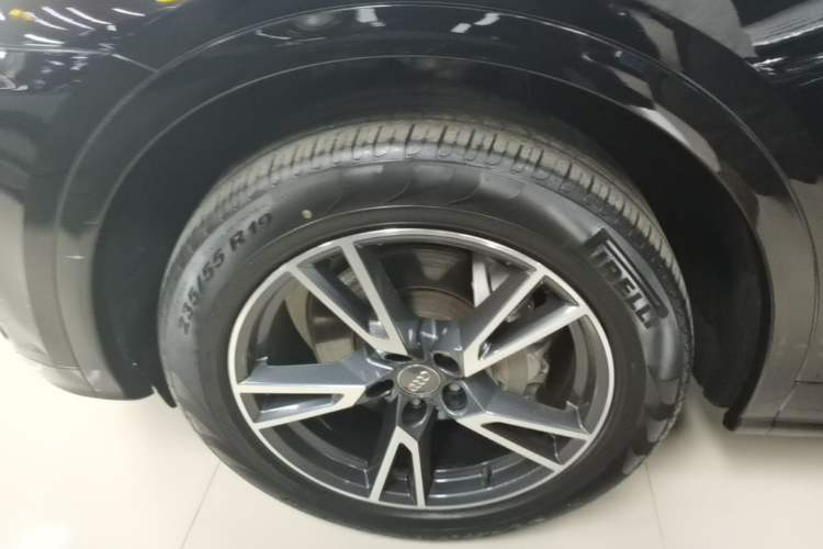 Used Audi Q5L 2020 40 TFSI Prestige Fashion Edition Left Front Wheel Hub