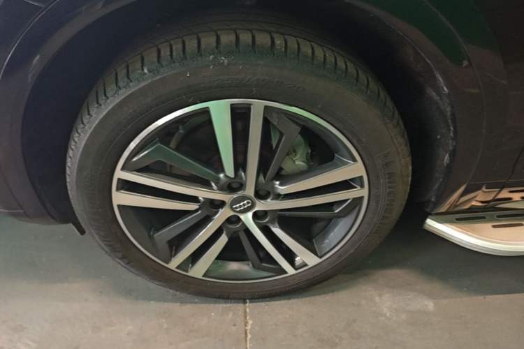 Used Audi Q5L 2020 Revised 40 TFSI Prestige Edition Left Front Wheel Hub