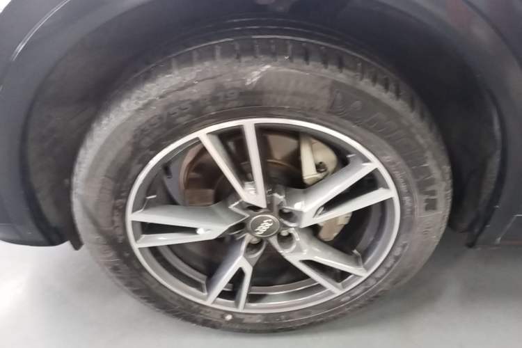 Used Audi Q5L 2020 45 TFSI Prestige Fashion Model Left Front Wheel Hub