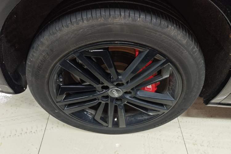 Used Audi Q5L 2020 45 TFSI Prestige Fashion Model Left Front Wheel Hub
