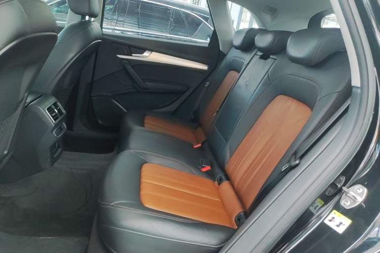 Used Audi Q5L 2020 Updated 40 TFSI Prestige Fashion Edition Left Rear Seat