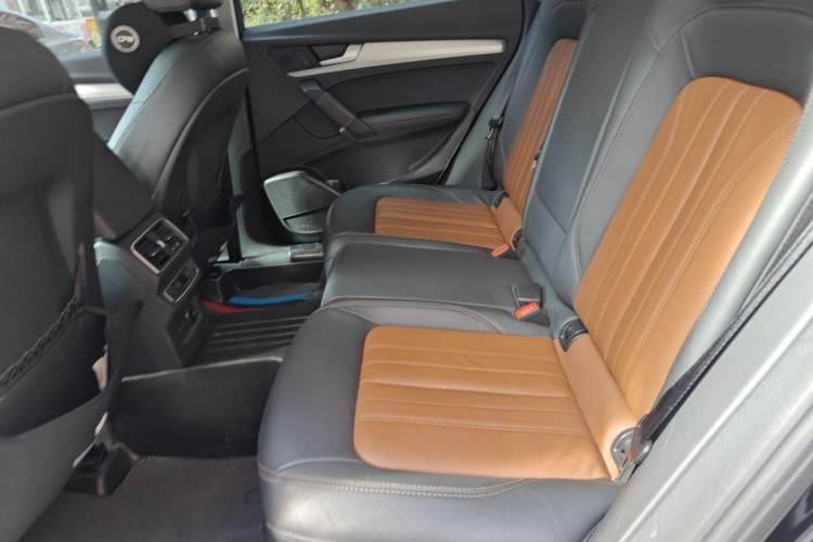 Used Audi Q5L 2020 Updated 40 TFSI Prestige Fashion Edition Left Rear Seat
