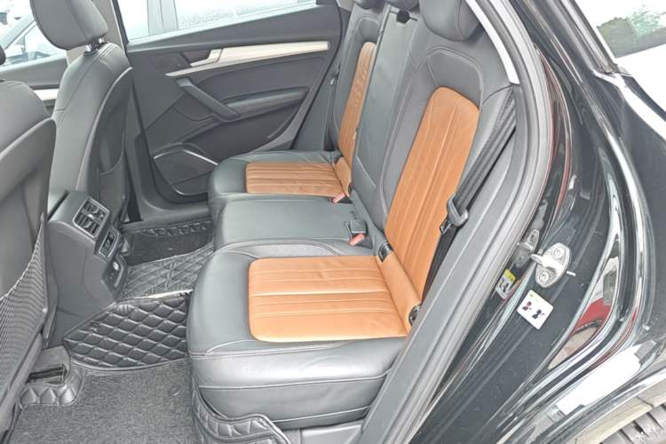 Used Audi Q5L 2020 40 TFSI Prestige Fashion Edition Left Rear Seat