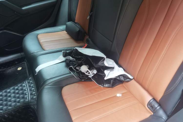 Used Audi Q5L 2020 Updated 40 TFSI Prestige Fashion Edition Left Rear Seat