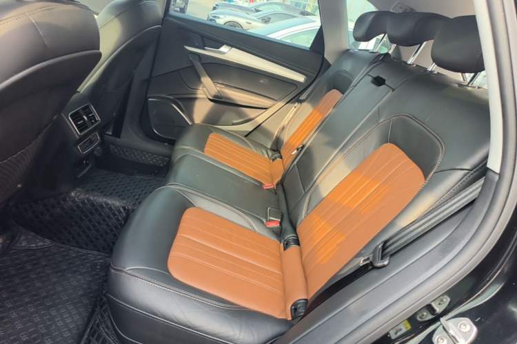 Used Audi Q5L 2020 Updated 40 TFSI Prestige Fashion Edition Left Rear Seat