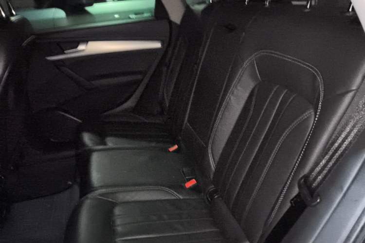 Used Audi Q5L 2020 Updated 40 TFSI Prestige Fashion Edition Left Rear Seat