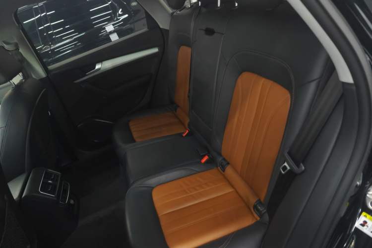 Used Audi Q5L 2020 40 TFSI Prestige Fashion Edition Left Rear Seat