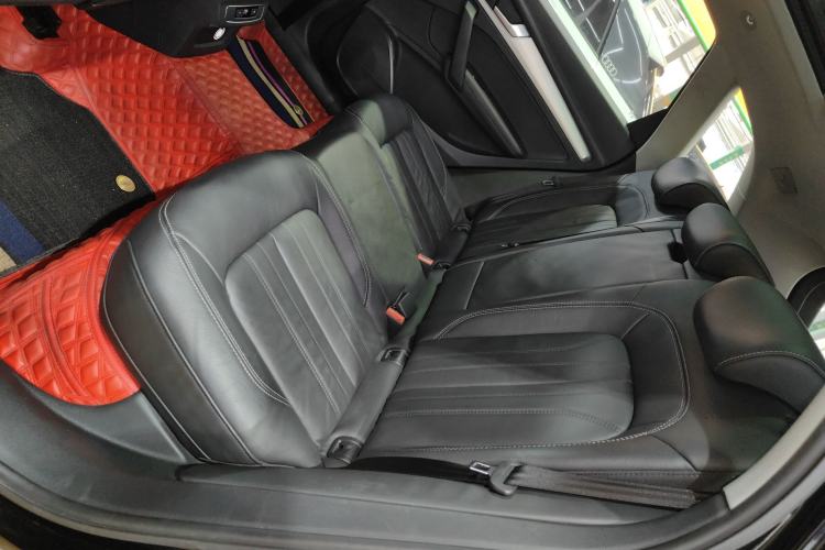 Used Audi Q5L 2020 Updated 40 TFSI Prestige Fashion Edition Left Rear Seat