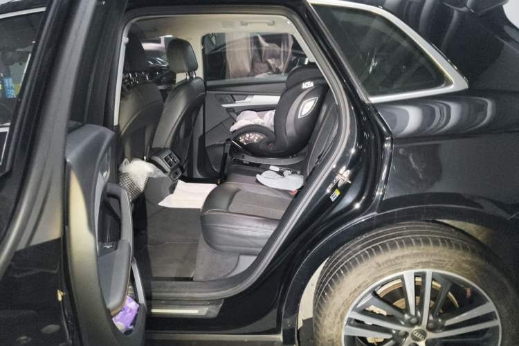 Used Audi Q5L 2020 Revised 40 TFSI Prestige Edition Left Rear Seat