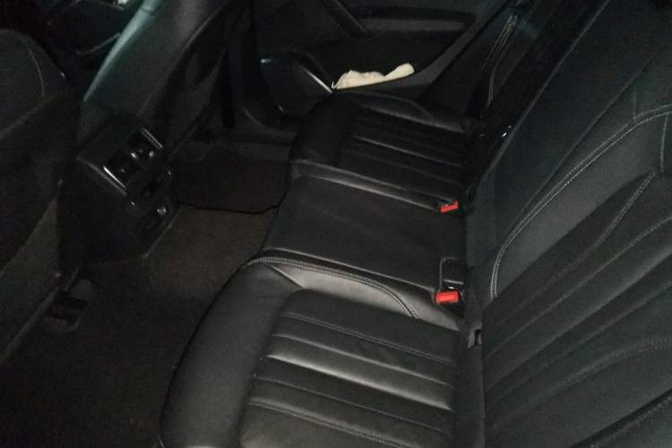 Used Audi Q5L 2020 Updated 40 TFSI Prestige Fashion Edition Left Rear Seat
