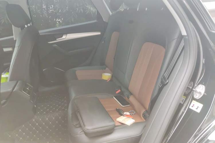 Used Audi Q5L 2020 Updated 40 TFSI Prestige Fashion Edition Left Rear Seat