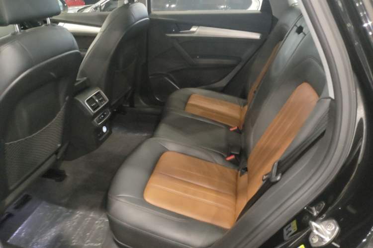 Used Audi Q5L 2020 Updated 40 TFSI Prestige Fashion Edition Left Rear Seat