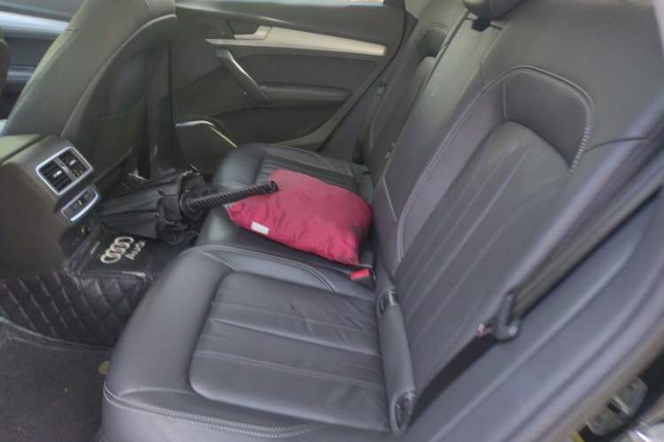 Used Audi Q5L 2020 Updated 40 TFSI Prestige Fashion Edition Left Rear Seat