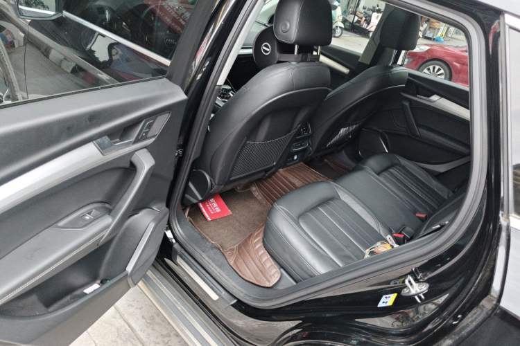 Used Audi Q5L 2020 Updated 40 TFSI Prestige Fashion Edition Left Rear Seat