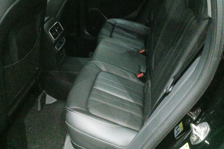 Used Audi Q5L 2020 40 TFSI Prestige Fashion Edition Left Rear Seat