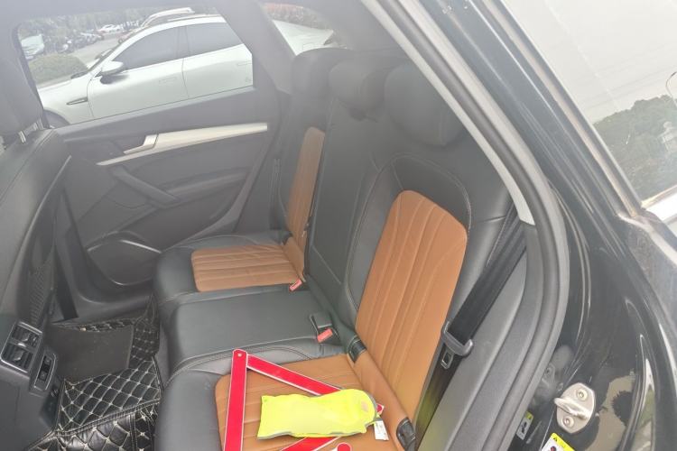 Used Audi Q5L 2020 40 TFSI Prestige Fashion Edition Left Rear Seat