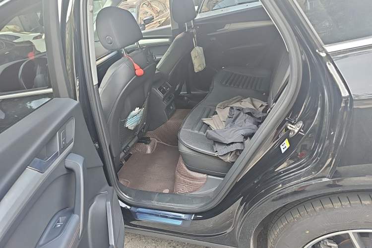 Used Audi Q5L 2020 40 TFSI Prestige Fashion Edition Left Rear Seat