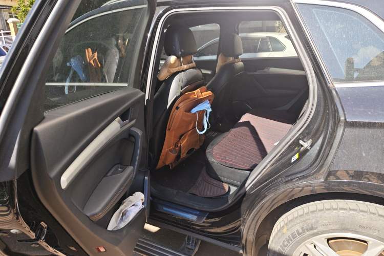 Used Audi Q5L 2020 40 TFSI Prestige Edition Left Rear Seat