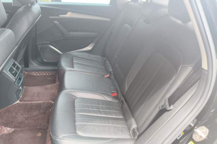 Used Audi Q5L 2020 45 TFSI Prestige Fashion Model Left Rear Seat