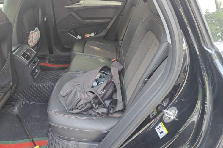 Used Audi Q5L 2020 40 TFSI Prestige Edition Left Rear Seat